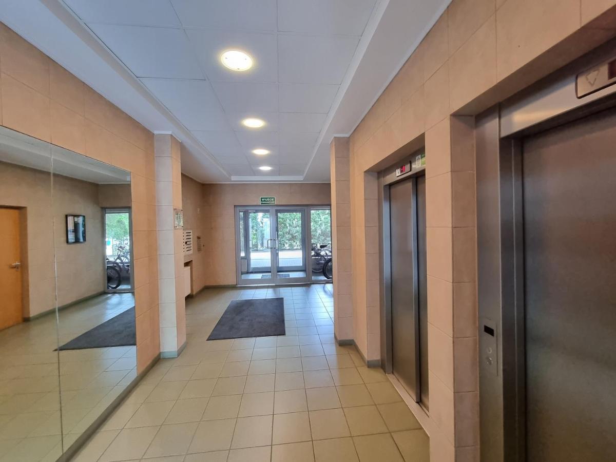 Saska Kepa Apartment Warsaw Luaran gambar